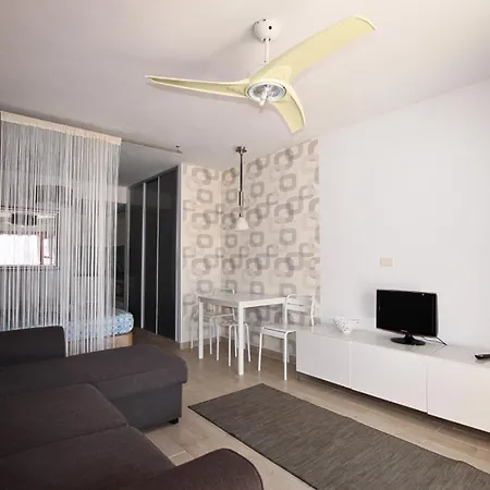 Bright &charming Studio Ocean View Los Cristianos Wifi Appartement Arona (Tenerife)