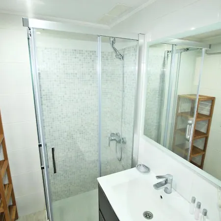 Bright &charming Studio Ocean View Los Cristianos Wifi Apartment *